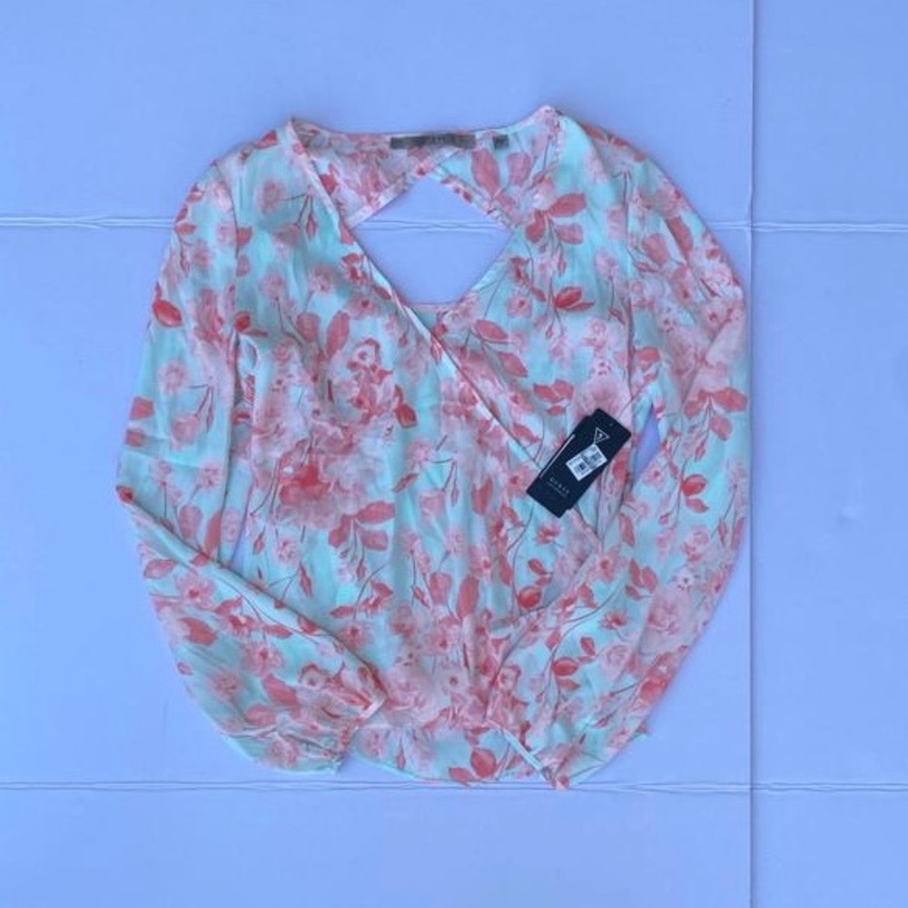 Guess Women's Top Floral V-Neck Size Small
